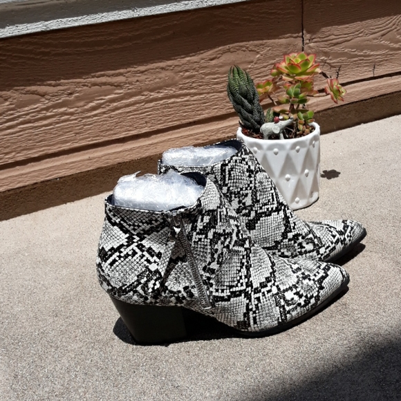 Snakeskin Booties - Picture 2 of 3